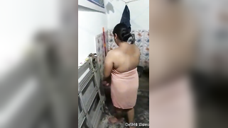 Man and Desi wife decide to film the porn video in the shower room | XXX Video on AllSex.XXX