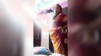 Fetching Desi coed thinks her tits and ass are good for porn video