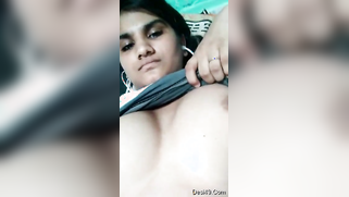 Cameraguy finally convinces the Desi girlfriend to show some porn things | XXX Video on AllSex.XXX