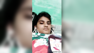 Cameraguy finally convinces the Desi girlfriend to show some porn things | XXX Video on AllSex.XXX