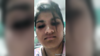 Cameraguy finally convinces the Desi girlfriend to show some porn things | XXX Video on AllSex.XXX