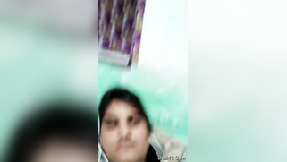 Cameraguy finally convinces the Desi girlfriend to show some porn things | XXX Video on AllSex.XXX