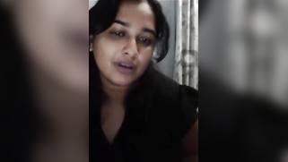 Married Desi bitch gladdens lover sending to him solo porn video | XXX Video on AllSex.XXX