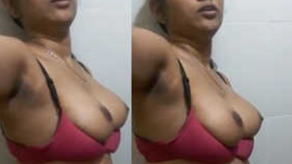 Desi lady needs nothing but a camera to film masturbation porn video | XXX Video on AllSex.XXX