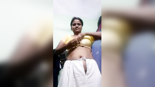 Husband doesn't satisfy Desi woman and she takes porn revenge on him | XXX Video on AllSex.XXX