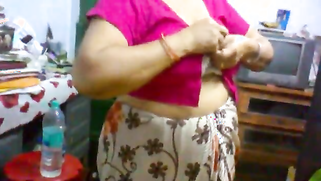 Shy Desi woman doesn't allow to film her face during the porn video | XXX Video on AllSex.XXX