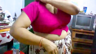 Shy Desi woman doesn't allow to film her face during the porn video | XXX Video on AllSex.XXX