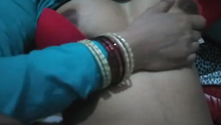 Desi girl unhooks red bra to boast about boobs in the porn video | XXX Video on AllSex.XXX