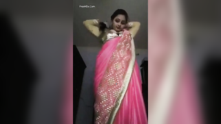 Men always wait for porn videos where the Desi babe plays with tits | XXX Video on AllSex.XXX