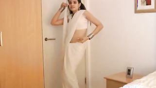 Desire to act in the porn video suddenly fills the Desi dancer | XXX Video on AllSex.XXX