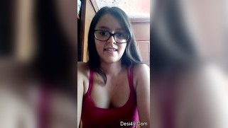 Nerdy Desi coed chooses webcamming instead of the porn industry | XXX Video on AllSex.XXX