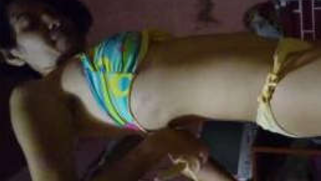 Awesome Desi girl wants people to help choose an outfit in the porn video | XXX Video on AllSex.XXX