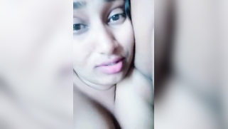 Entrancing Desi girl tries to fall asleep but boyfriend craves porn | XXX Video on AllSex.XXX