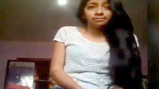 Alluring Desi girl isn't in a hurry to show boobs in the porn video | XXX Video on AllSex.XXX