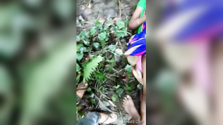 Lonely Desi woman looks ready for porn and a stranger starts filming her | XXX Video on AllSex.XXX