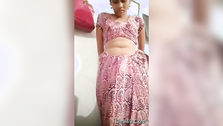 Pleasant Desi girl takes off pink dress in her first porn video | XXX Video on AllSex.XXX