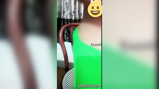 Video call turns into a porn show when the Desi babe flashes tits | XXX Video on AllSex.XXX