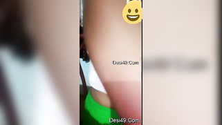 Video call turns into a porn show when the Desi babe flashes tits | XXX Video on AllSex.XXX