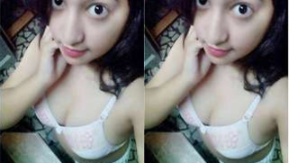 Lover talks with the Desi girl hoping to see kind of porn by her | XXX Video on AllSex.XXX