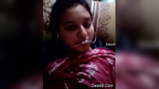 Lover talks with the Desi girl hoping to see kind of porn by her