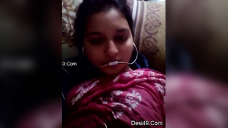 Lover talks with the Desi girl hoping to see kind of porn by her | XXX Video on AllSex.XXX