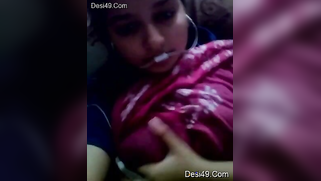 Lover talks with the Desi girl hoping to see kind of porn by her | XXX Video on AllSex.XXX