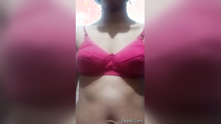 Likable Desi woman shows pussy but hides tits in the solo porn video | XXX Video on AllSex.XXX