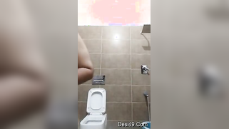 Shower porn video of the young Desi girlfriend with thick eyebrows | XXX Video on AllSex.XXX