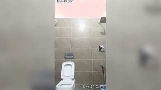 Shower porn video of the young Desi girlfriend with thick eyebrows | XXX Video on AllSex.XXX