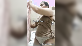 Shower porn video of the young Desi girlfriend with thick eyebrows | XXX Video on AllSex.XXX