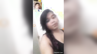Stud waits for Desi girlfriend to turn the video call into a porn show | XXX Video on AllSex.XXX