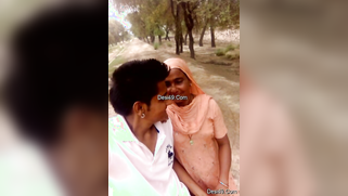 Boy and Desi MILF smile on camera thinking about upcoming porn video | XXX Video on AllSex.XXX