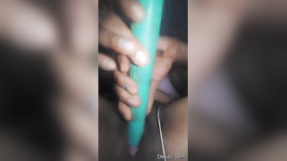 Sex toy and porn fingering help the Desi woman receive pleasure | XXX Video on AllSex.XXX