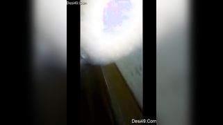 Close-up porn video lets spectators see Desi woman's pussy better | XXX Video on AllSex.XXX