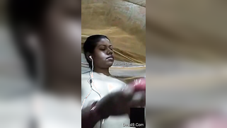 Desi girl puts on earphones to hear guy's porn requests better | XXX Video on AllSex.XXX