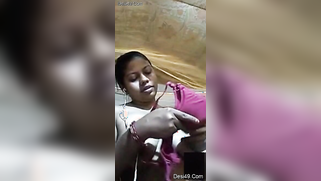 Desi girl puts on earphones to hear guy's porn requests better | XXX Video on AllSex.XXX