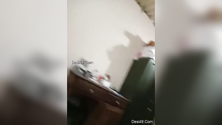 Wondrous Desi girl spreads legs to let porn partner masturbate pussy | XXX Video on AllSex.XXX