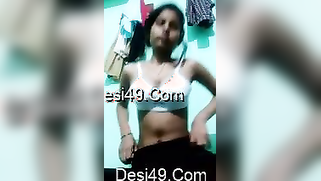 Desi woman takes off pants to masturbate in the amateur porn video | XXX Video on AllSex.XXX