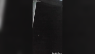 Webcam model thinks her huge Desi tits are better than any porn | XXX Video on AllSex.XXX