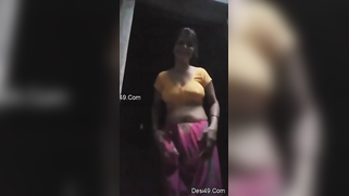 Webcam model thinks her huge Desi tits are better than any porn | XXX Video on AllSex.XXX