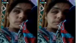 Inventive Desi woman cheers self-isolated boyfriend up by some porn | XXX Video on AllSex.XXX