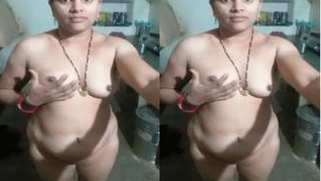 Inexperienced Desi model touches tits and pussy in the solo video | XXX Video on AllSex.XXX