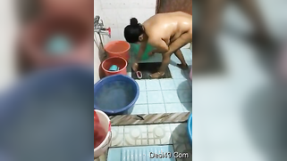 Hubby likes it when Desi wife takes shower because he can film porn video | XXX Video on AllSex.XXX