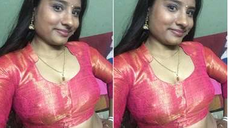 Guy jerks off during porn video call with the dirty-minded Desi wench