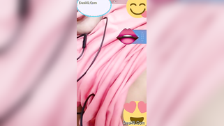 Pretty Desi woman lifts pink top to show boobs during the porn video call | XXX Video on AllSex.XXX