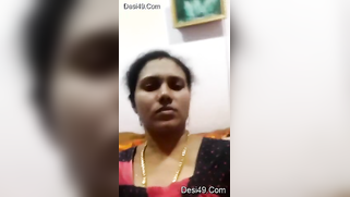 Married Desi minx is in a porn mood so she demonstrates tits and pussy | XXX Video on AllSex.XXX