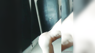 Porn fitness takes an important place in Desi exhibitionist's life | XXX Video on AllSex.XXX