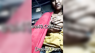 Spectators crave some porn and the pretty Desi lady flashes breasts | XXX Video on AllSex.XXX