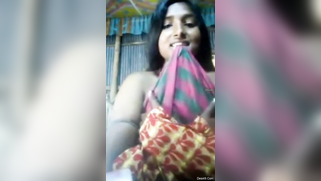 Solo porn video of the delectable Desi girl with extremely long hair | XXX Video on AllSex.XXX