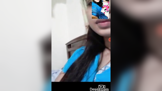 Desi teen makes boyfriend a porn gift in the form of hairy pussy video | XXX Video on AllSex.XXX